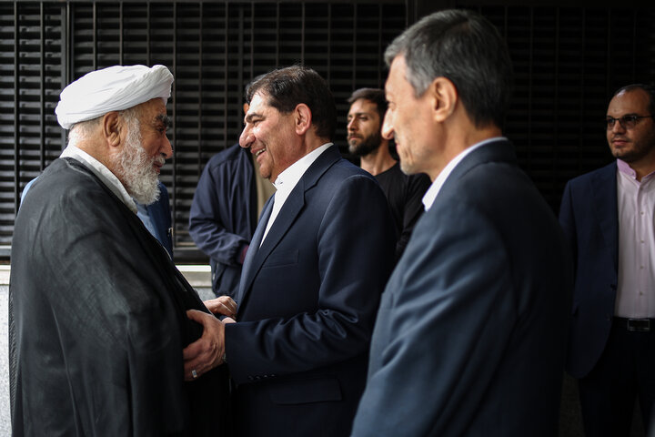 حضور آیت الله محمدی گلپایگانی رییس دفتر مقام معطم رهبری در مراسم تودیع و معارفه رییس ستاد اجرایی فرمان امام