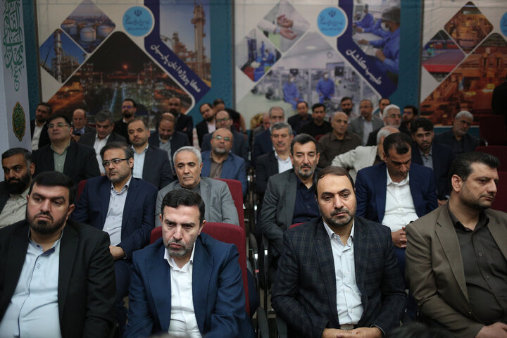 آیین تودیع و معارفه رئیس ستاد اجرایی فرمان امام