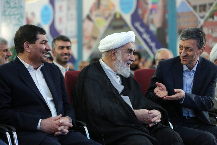 آیین تودیع و معارفه رئیس ستاد اجرایی فرمان امام