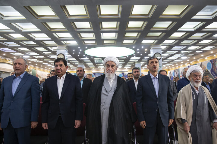 آیین تودیع و معارفه رئیس ستاد اجرایی فرمان امام