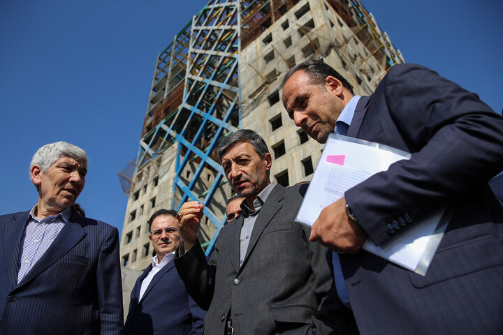 * بازدید فتاح از بیمارستان تخصصی سرطان برکت