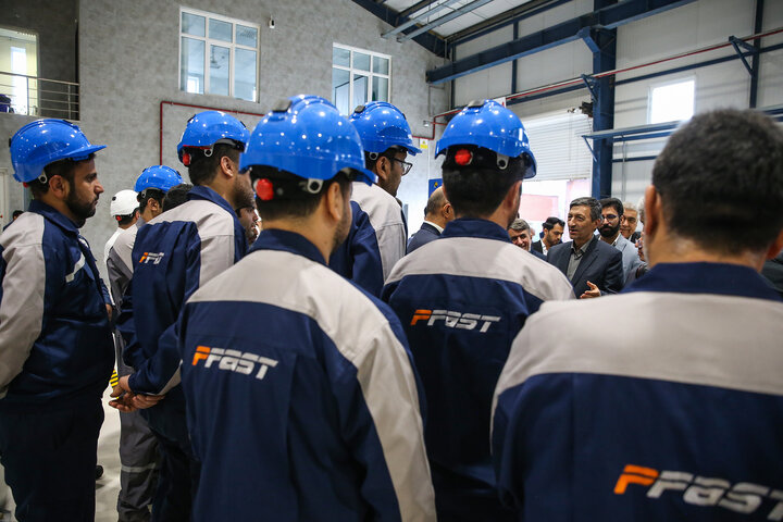 بازدید فتاح رییس ستاد اجرایی فرمان امام از شرکت پترو فرازآور ساحل تدبیر