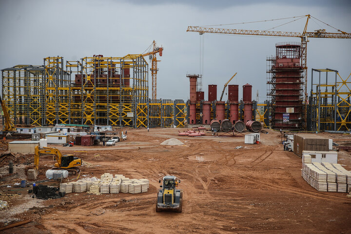 کارخانه در حال ساخت قند شهدای دزفول