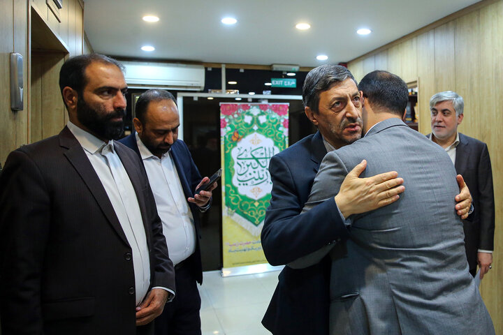 دیدار وزیر آموزش و پرورش با رییس ستاد اجرایی فرمان امام