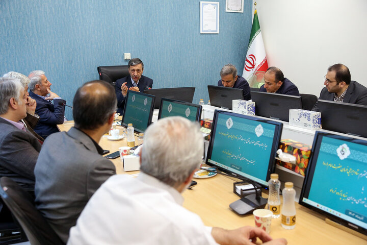 بازدید پرویز فتاح رییس ستاد اجرایی فرمان امام  از بنیاد ۱۵خرداد