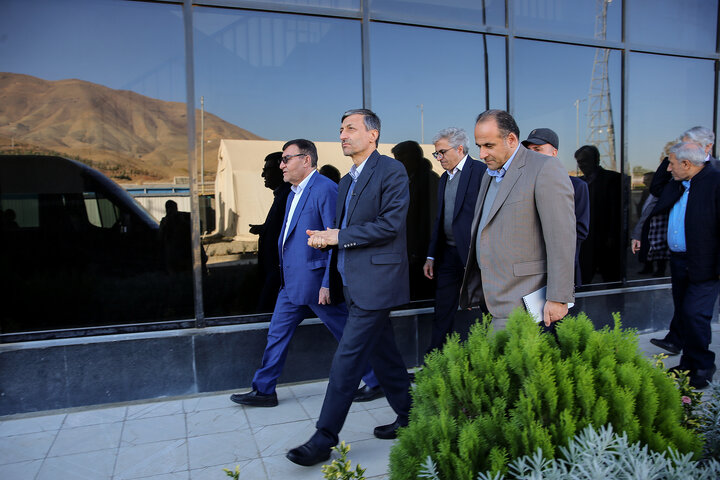 بازدید فتاح از شهرک دارویی برکت