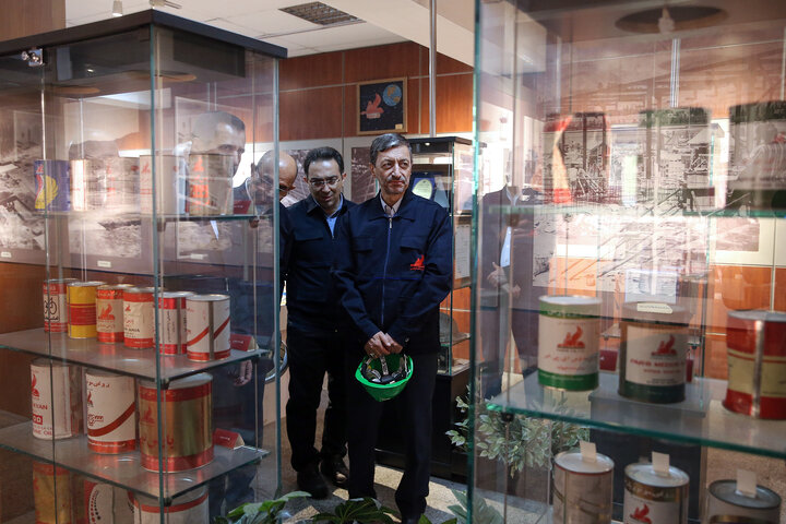 بازدید رئیس ستاد اجرایی فرمان امام از پالایشگاه نفت پارس