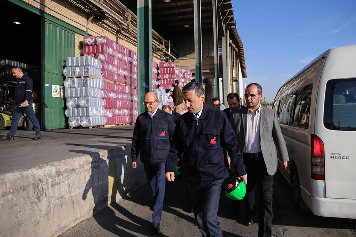 بازدید رئیس ستاد اجرایی فرمان امام از پالایشگاه نفت پارس