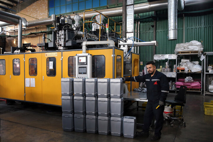 بازدید رئیس ستاد اجرایی فرمان امام از پالایشگاه نفت پارس