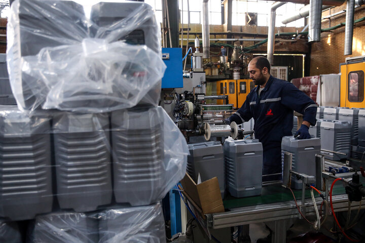 بازدید رئیس ستاد اجرایی فرمان امام از پالایشگاه نفت پارس