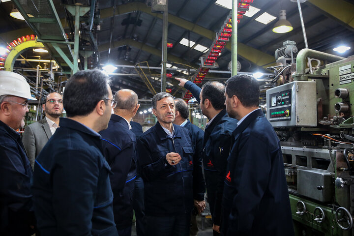 بازدید رئیس ستاد اجرایی فرمان امام از پالایشگاه نفت پارس