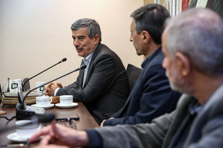 مراسم تودیع و معارفه رئیس هیئت مدیره بنیاد برکت