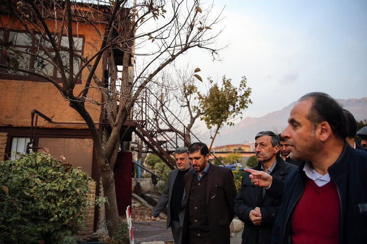 بازدید سیدپرویز فتاح رئیس ستاد اجرایی فرمان امام از منطقه لارک