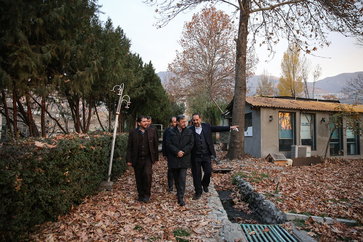 بازدید سیدپرویز فتاح رئیس ستاد اجرایی فرمان امام از منطقه لارک