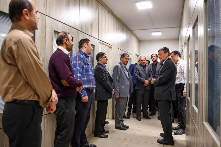 بازدید فتاح از سازمان اموال و املاک ستاد اجرایی فرمان امام