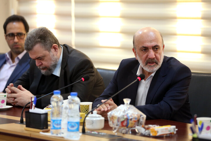 تودیع و معارفه رئیس هیئت مدیره گروه دارویی برکت