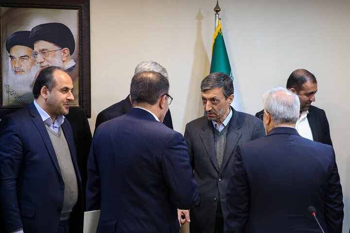 تودیع و معارفه رئیس هیئت مدیره گروه دارویی برکت