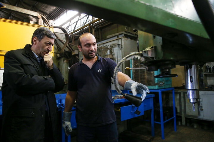 بازدید فتاح از شرکت لوله و پروفیل سپنتا