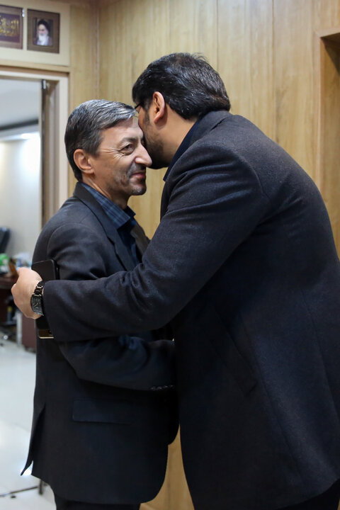 دیدار وزیر راه و شهرسازی با رئیس ستاد اجرایی فرمان امام