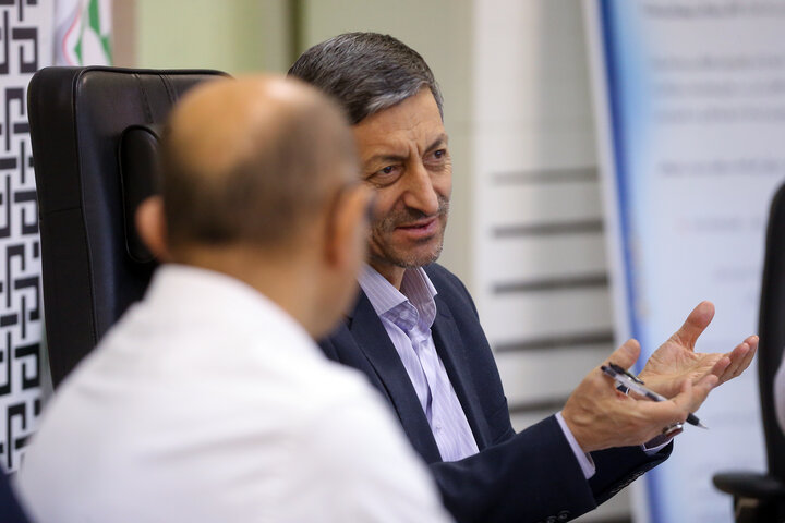 بازدید فتاح از پالایشگاه پارسیان سپهر