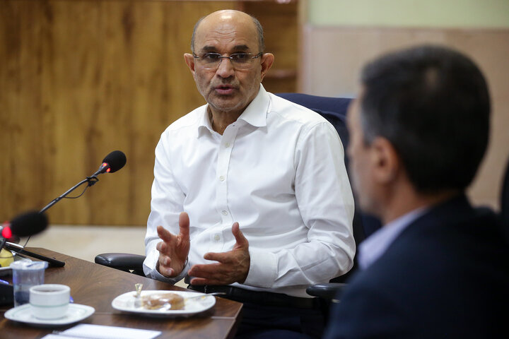 بازدید فتاح از پالایشگاه پارسیان سپهر