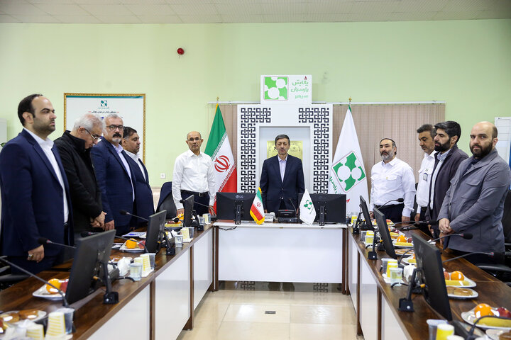 بازدید فتاح از پالایشگاه پارسیان سپهر