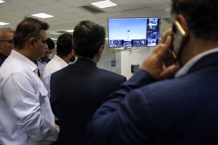 بازدید فتاح از پالایشگاه پارسیان سپهر