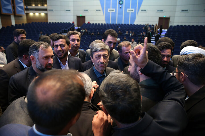 گردهمایی مجریان طرح‌های اشتغالزایی بنیاد برکت