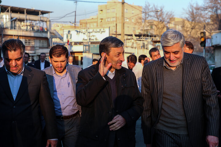 بازدید رئیس ستاد اجرایی فرمان امام از کارخانه‌های تولید دارو و ایران دارو