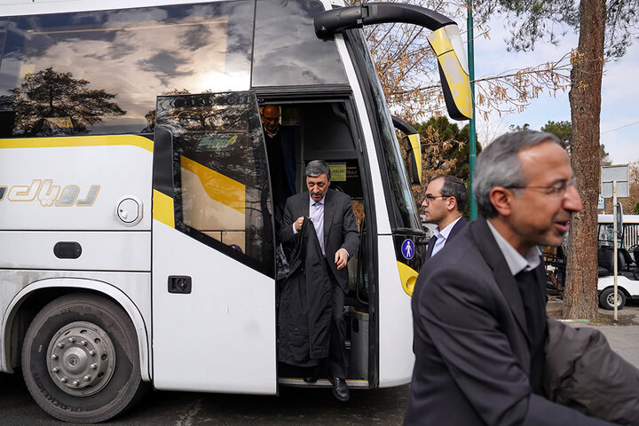 تجدید میثاق رئیس ستاد اجرایی فرمان امام، مدیران و کارکنان ستاد با آرمان‌های امام راحل و شهدای انقلاب اسلامی