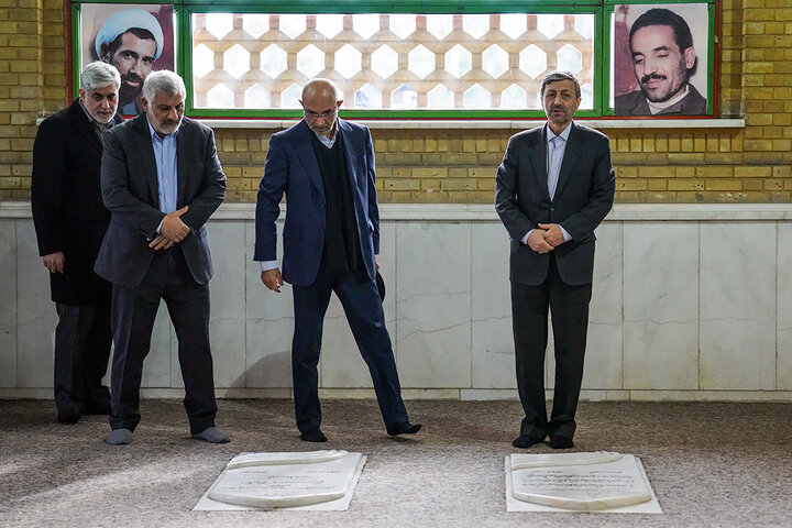 تجدید میثاق رئیس ستاد اجرایی فرمان امام، مدیران و کارکنان ستاد با آرمان‌های امام راحل و شهدای انقلاب اسلامی