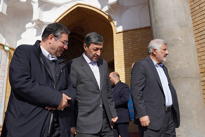 تجدید میثاق رئیس ستاد اجرایی فرمان امام، مدیران و کارکنان ستاد با آرمان‌های امام راحل و شهدای انقلاب اسلامی