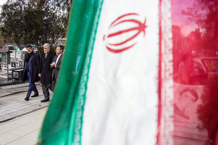 تجدید میثاق رئیس ستاد اجرایی فرمان امام، مدیران و کارکنان ستاد با آرمان‌های امام راحل و شهدای انقلاب اسلامی