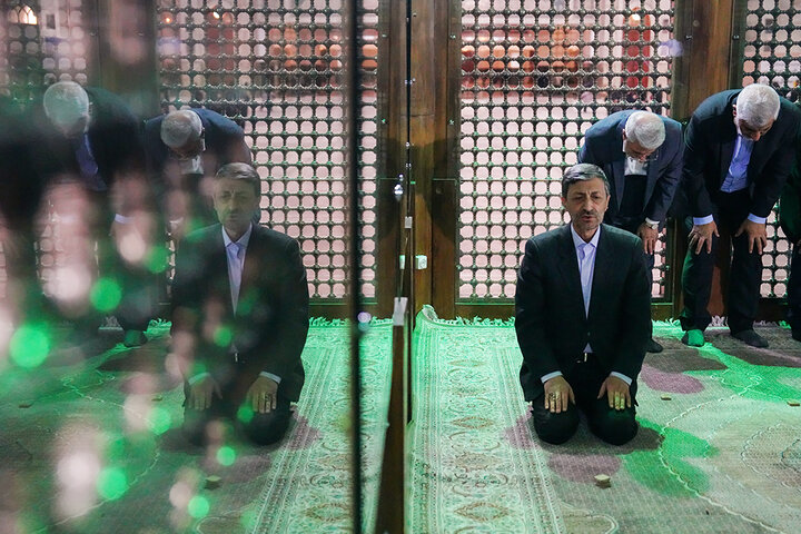 تجدید میثاق رئیس ستاد اجرایی فرمان امام، مدیران و کارکنان ستاد با آرمان‌های امام راحل و شهدای انقلاب اسلامی