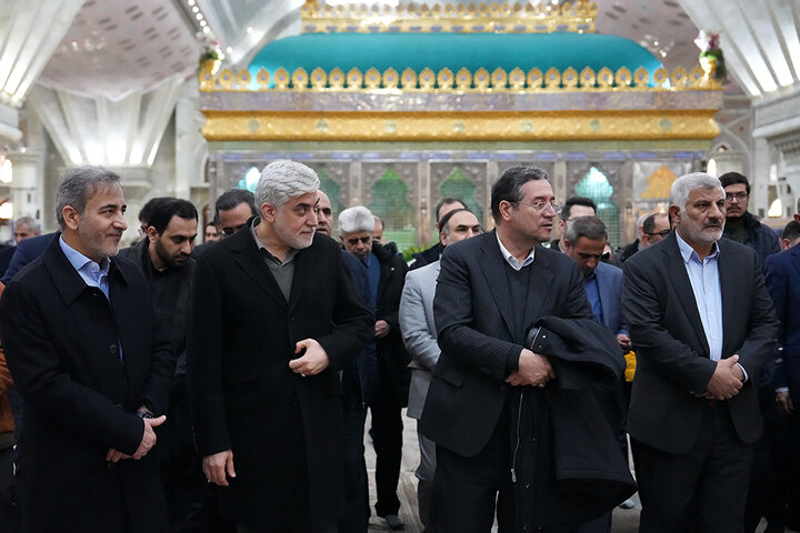 تجدید میثاق رئیس ستاد اجرایی فرمان امام، مدیران و کارکنان ستاد با آرمان‌های امام راحل و شهدای انقلاب اسلامی