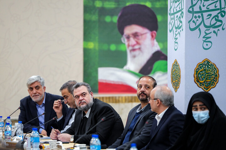 جلسه بررسی عملکرد و برنامه‌های هلدینگ گروه سلامت و دارویی برکت