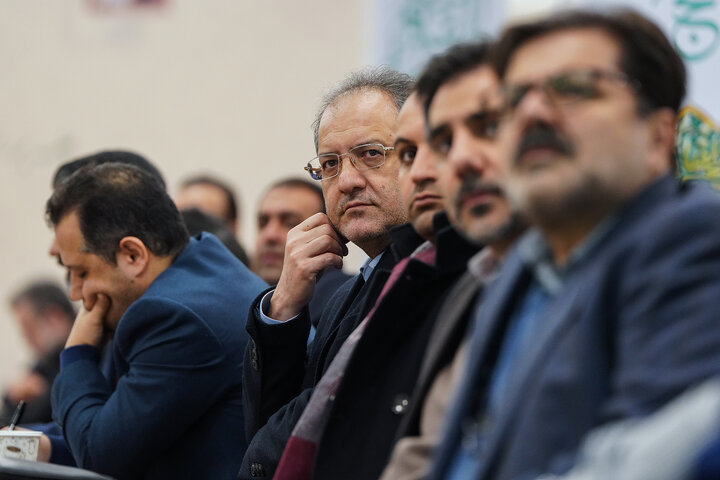 جلسه بررسی عملکرد و برنامه‌های هلدینگ گروه سلامت و دارویی برکت