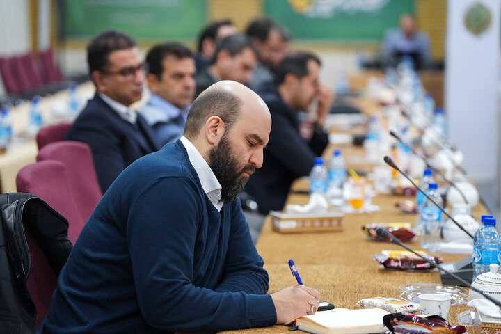 جلسه بررسی عملکرد و برنامه‌های هلدینگ گروه سلامت و دارویی برکت