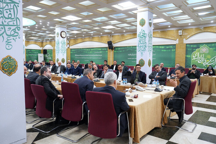 جلسه بررسی عملکرد و برنامه‌های هلدینگ گروه سلامت و دارویی برکت