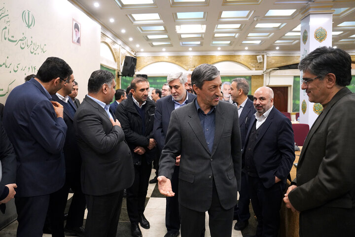 جلسه بررسی عملکرد و برنامه‌های هلدینگ گروه سلامت و دارویی برکت