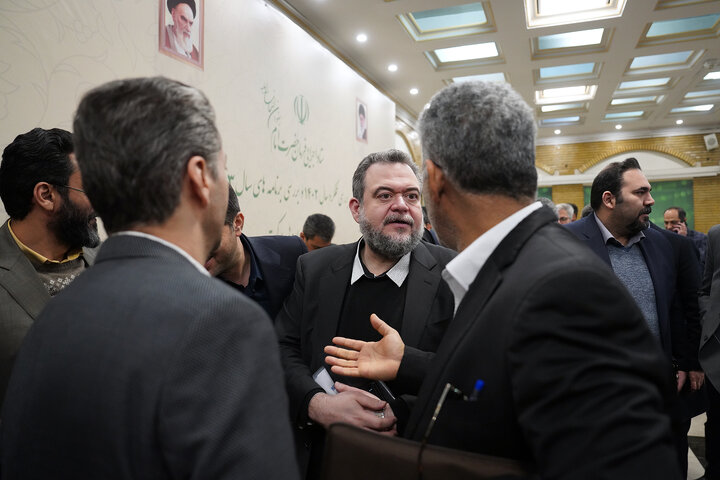 جلسه بررسی عملکرد و برنامه‌های هلدینگ گروه سلامت و دارویی برکت