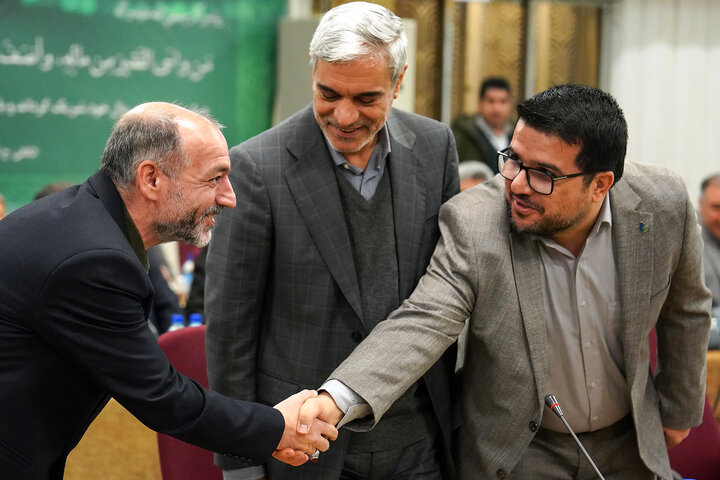 نشست سراسری معاونین و مدیران مالی و اداری ستاد اجرایی فرمان امام