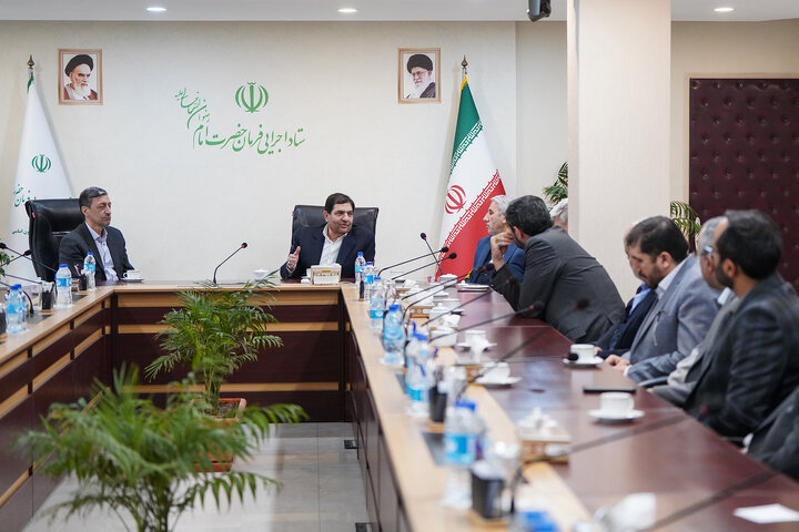 دیدار معاون اول رئیس جمهور با رئیس ستاد اجرایی فرمان امام