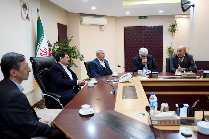 دیدار معاون اول رئیس جمهور با رئیس ستاد اجرایی فرمان امام