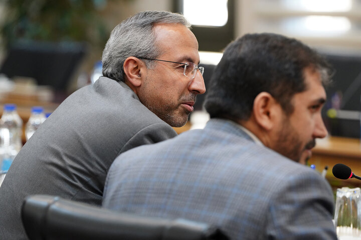 دیدار معاون اول رئیس جمهور با رئیس ستاد اجرایی فرمان امام