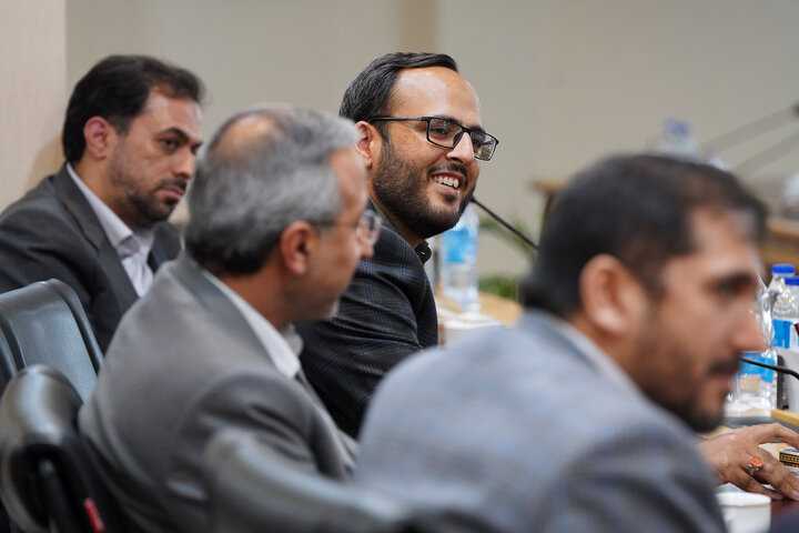 دیدار معاون اول رئیس جمهور با رئیس ستاد اجرایی فرمان امام