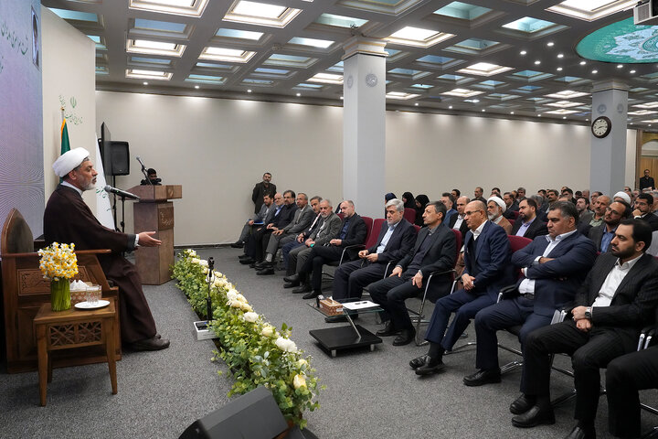 نشست سراسری مدیران ارشد ستاد اجرایی فرمان امام
