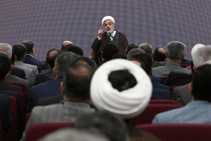 نشست سراسری مدیران ارشد ستاد اجرایی فرمان امام