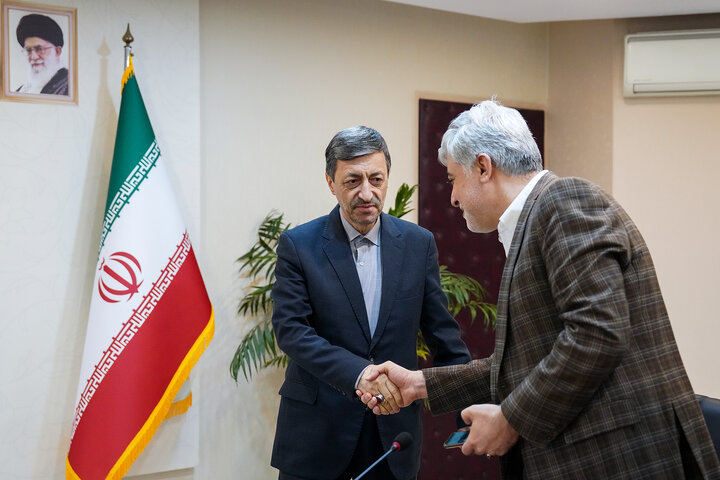 نشست مدیران موسسه دانش بنیان برکت با فتاح