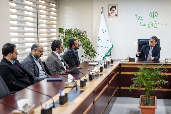 نشست مدیران موسسه دانش بنیان برکت با فتاح